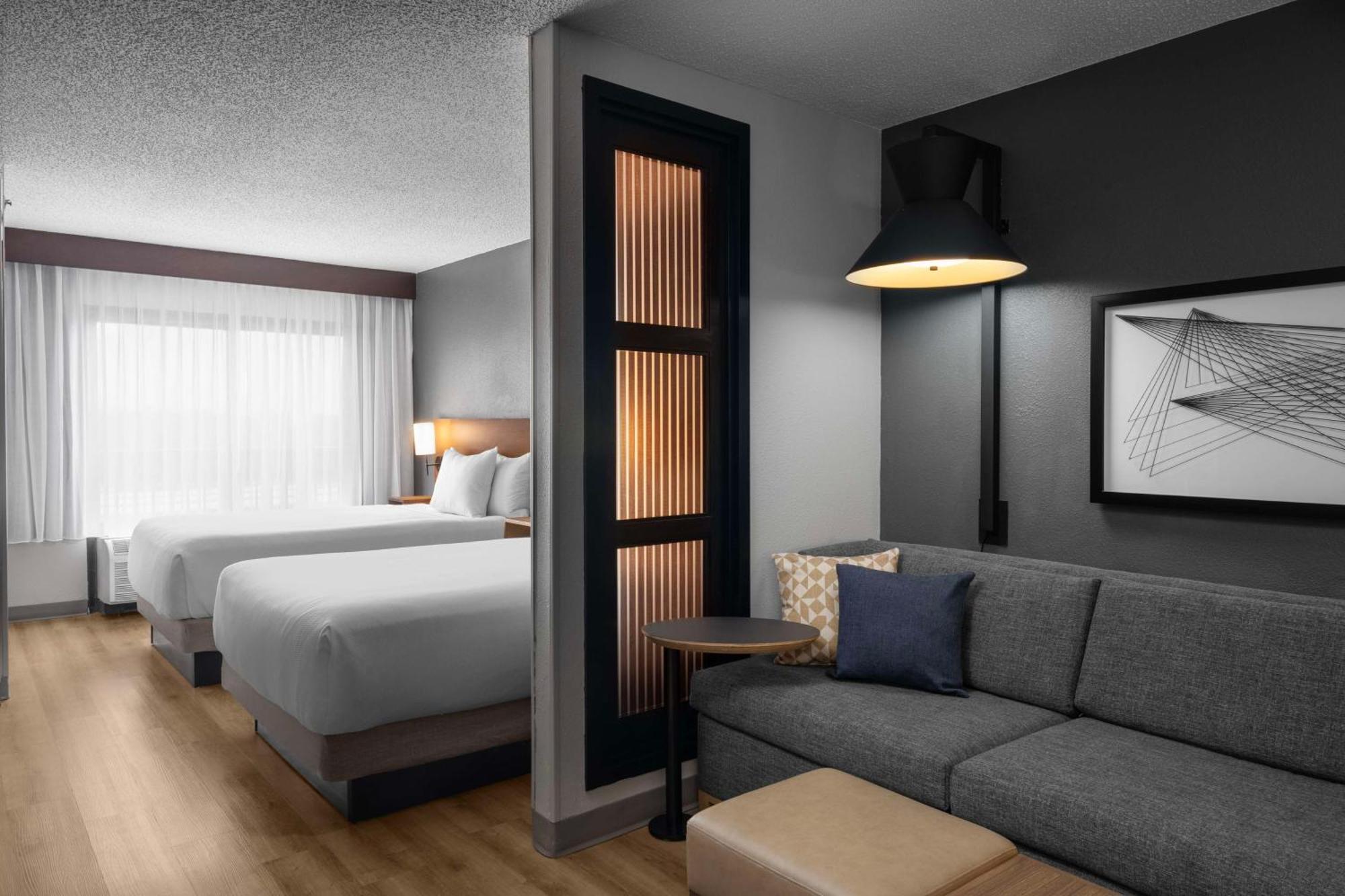 Hyatt Place Orlando Airport Экстерьер фото