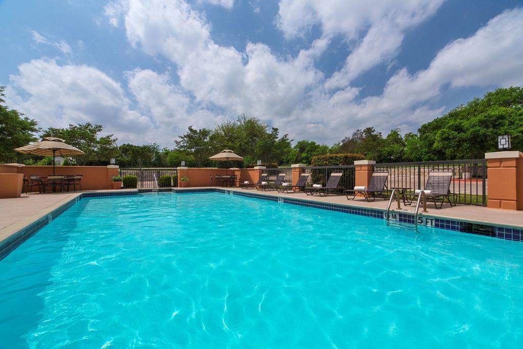 Отель Hyatt Place Orlando Airport Экстерьер фото