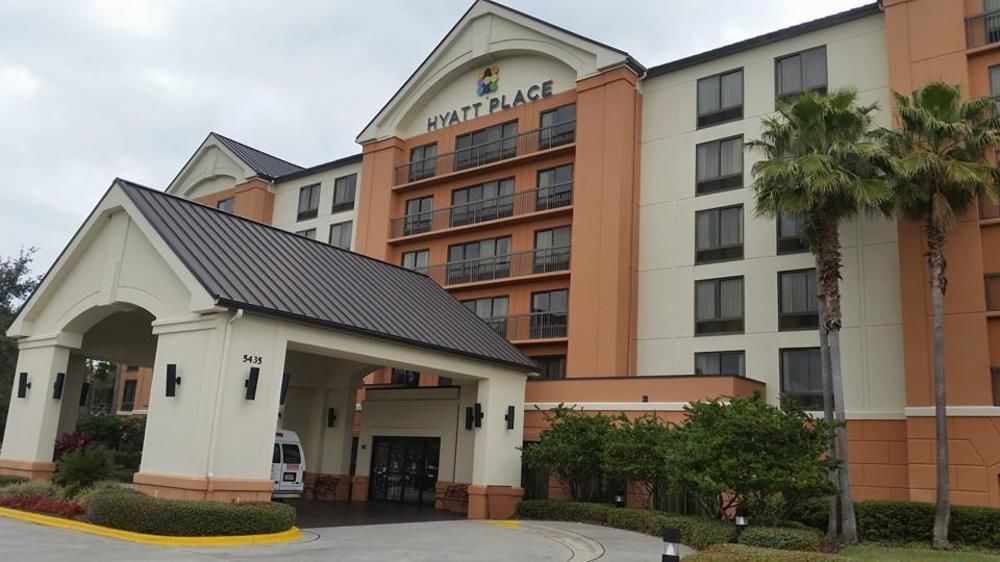 Отель Hyatt Place Orlando Airport Экстерьер фото