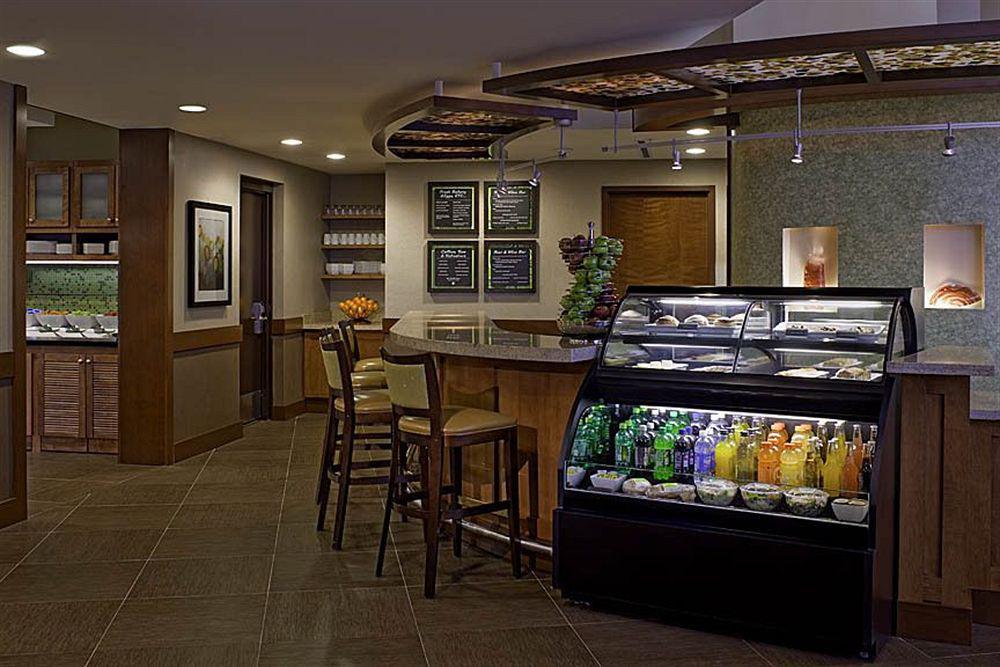 Hyatt Place Orlando Airport Ресторан фото